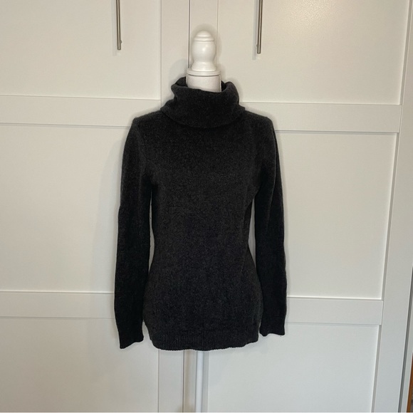 POLO Ralph Lauren Cashmere Turtleneck Sweater - Picture 3 of 5